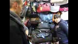 preview picture of video 'Bargaining Skill at Silk Market in Beijing-Beijing Travel Tips'