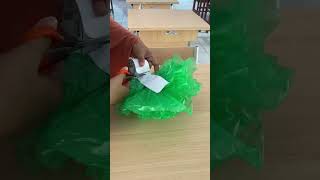 Download lagu Proses pembuatan daun pohon literasi dengan kantong kresek #ideakreatif #gurukreatif mp3