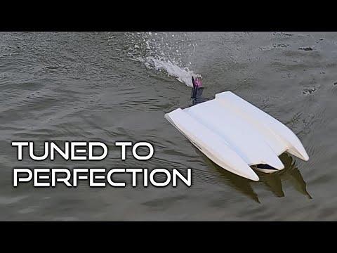 Tuning My Vintage Mrp Tunnel Hull To Handle a Turn - Kyosho Dolphin Rc Outboard Motor