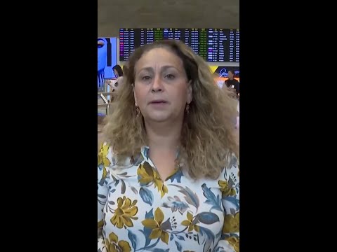 Passenger's mother recounts bloody scene on flight