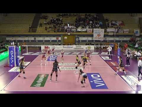 Giorgia Sironi (#8 Black & Yellow Jersey) - Brescia VS Pinerolo