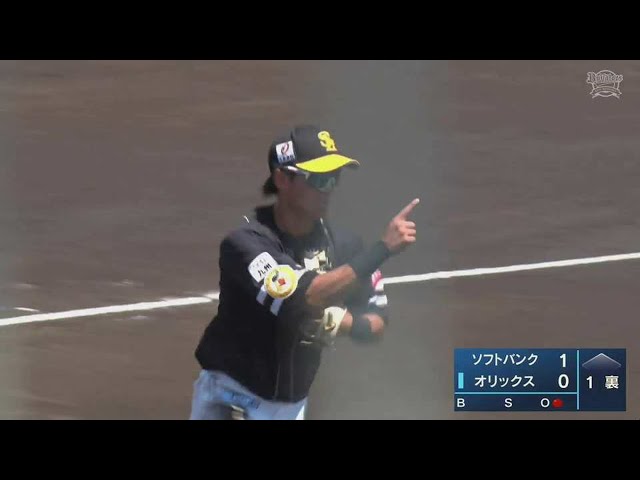 【ファーム】内野手の見せ所!! ホークス・緒方理貢 難しい打球を華麗に捌く好守!! 2022年5月7日  オリックス・バファローズ 対 福岡ソフトバンクホークス