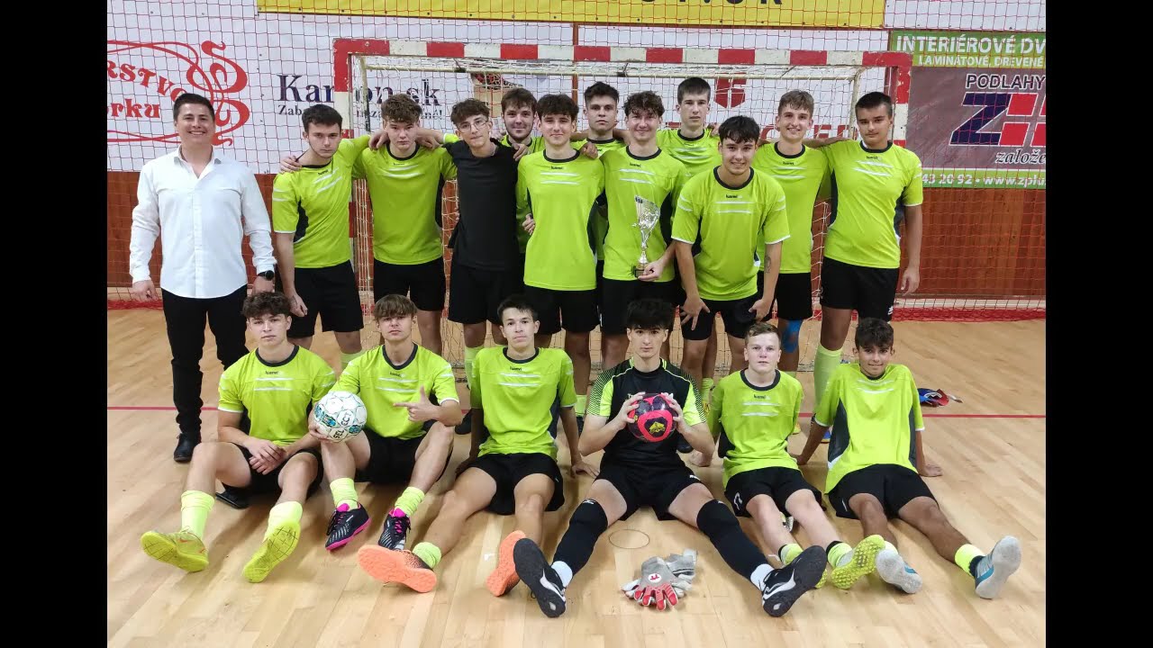 Futbal a futsal