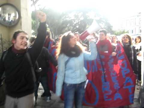 Corteo del 29/11 Siena in rivolta -Uscita da San Niccolò