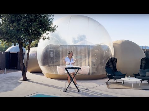 VONDA7 - Out Of Her Bubble Mix (4K) - Tirig 🇪🇸 (Melodic House & Techno)