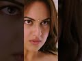 Remove Saree