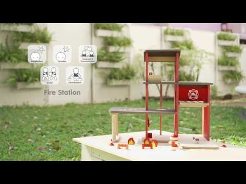 Vorschau: Feuerwache Spielzeug Set aus Holz ab 3 Jahre