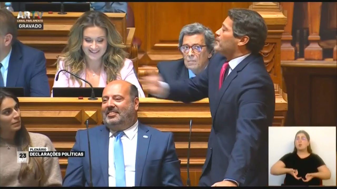 Discurso Anti racista defendendo a polícia de André Ventura (integral sem cortes)