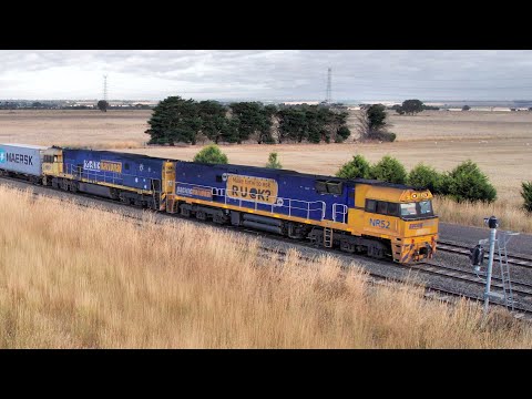 NR52 "R U OK?" With 2AM5 Pacific National Container Train (31/1/2023) - PoathTV Australian Railways