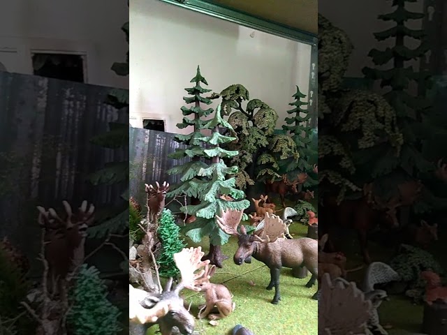 Vídeo relacionado con Schleich 14746 Guepardo Hembra, a Partir de 3 años, Wild Life - Figura, 3 x 10 x 7 cm