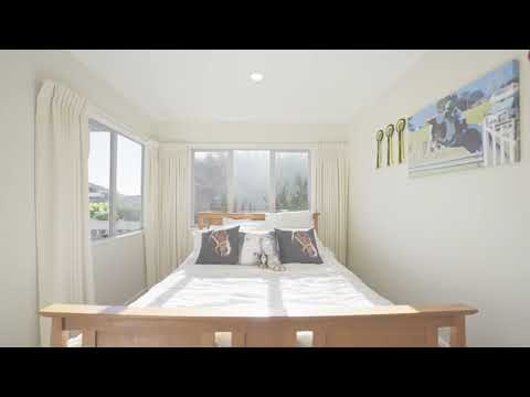 18 Leeward Drive, Whitby, Porirua City, Wellington, 3 slaapkamers, 2 badkamers, House
