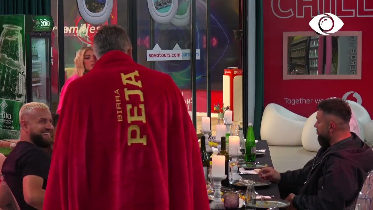 Ke rrëshqitur/ Qetsori batuta dhe ironi me Bledin