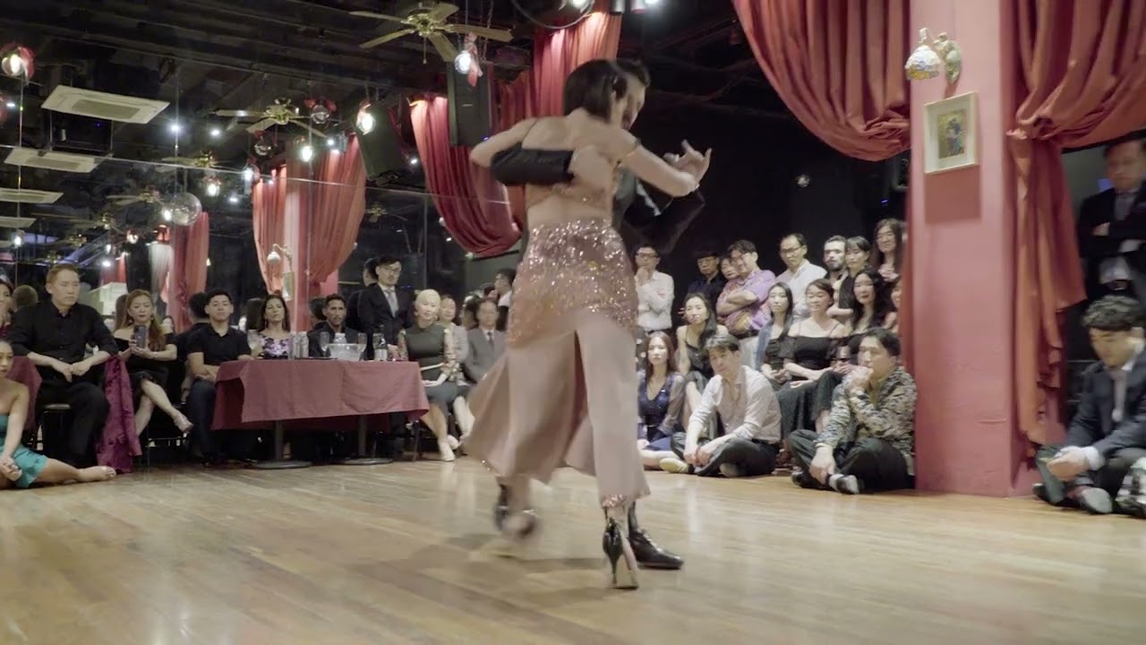 Video thumbnail for Javier Rodriguez y Fatima Vitale - 2025 Seoul Tango Festival 2