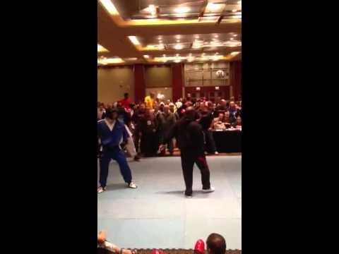 Mike Simmons - Team Fights - AKA