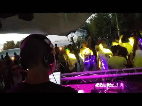 Raul Young @ Cuba Cafe Open Air Party - Holdfényliget 2016-08-06