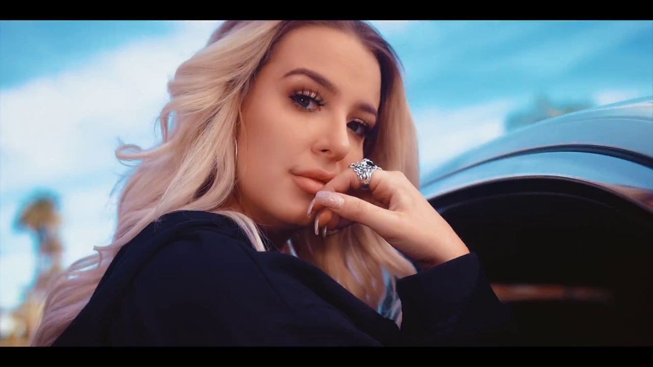 Tana Mongeau — W