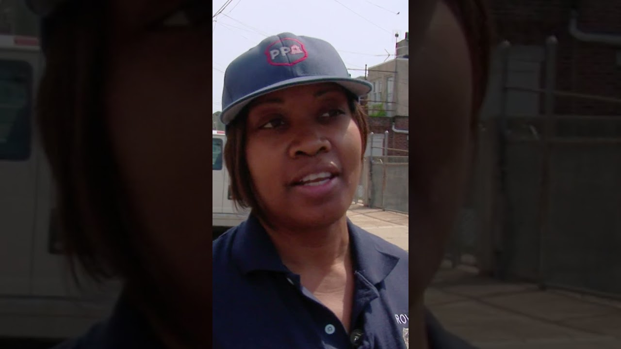 🛠🚗 Booter's New (Annoying) Tool | Parking Wars | A&E #shorts