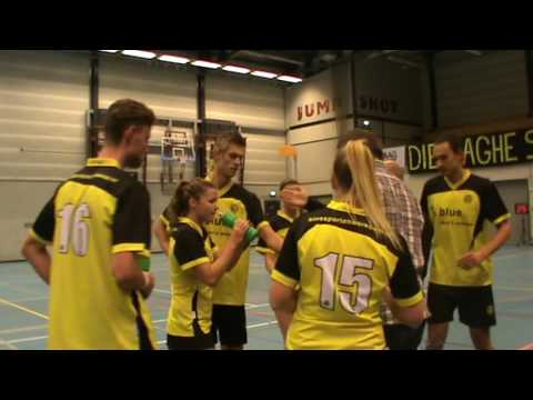 WEDSTRIJD 4  DIE HAGHE 1 - DOS KAMPEN 1