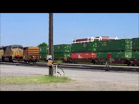 Railfanning In Taylor TX (7-25-19)