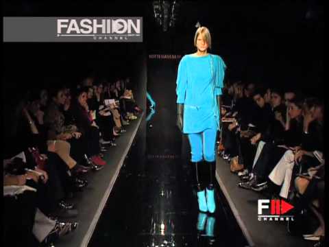 "Bottega Veneta" Autumn Winter 2001 2002 Milano 3 of 3 pret a porter by FashionChannel
