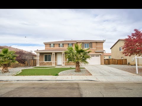11870 Iverson St, Victorville CA $385,000 | 3,447 Sqft | 6 BD | 3 BA |