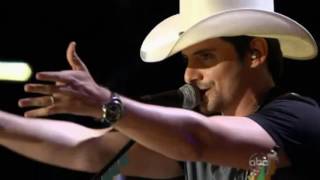 Brad Paisley   American Saturday Night CMA Fest