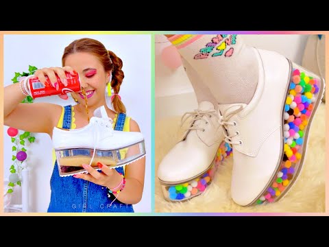 MY NEW CLEAR SHOES UNBOXING - I Put Coca Cola and Candy