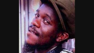 Dennis Brown - Hold on to what you got