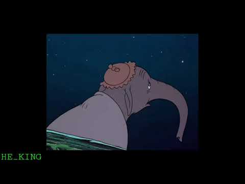 Dumbo miss the mother Jumbo😢 and at the end reunited.😇