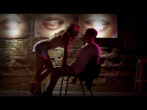 Mario Hart - Aqui Se Queda | Video Oficial