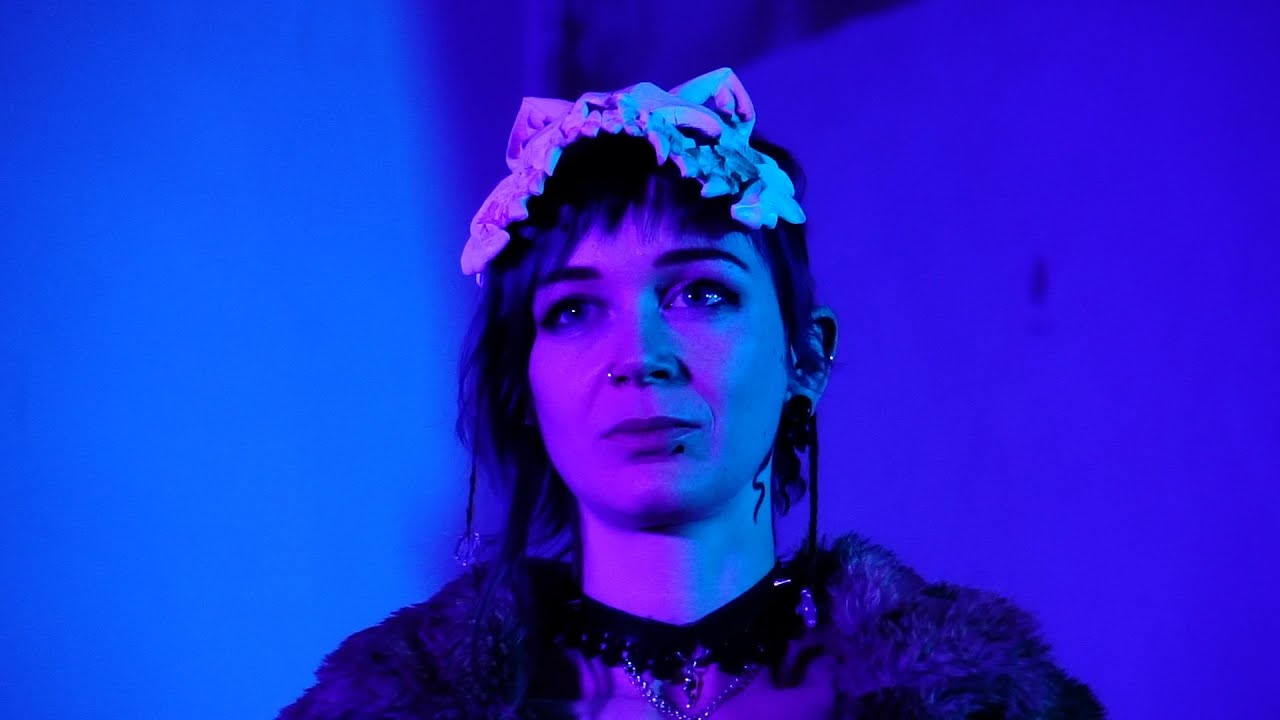 - Salem's Flames - { Horror Short - @x.Alixir.x }