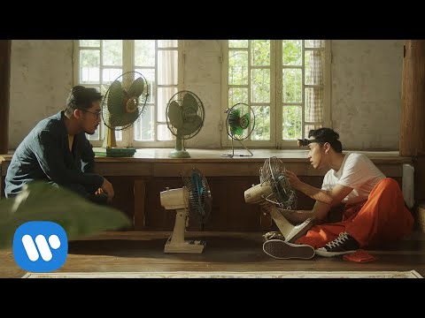 Vì Anh Đâu Có Biết - Madihu (Feat. Vũ.) | Official MV