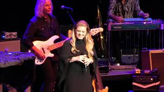 Kelly Clarkson - It Was Almost Like A Song (Nashville, TN 10-3-23)