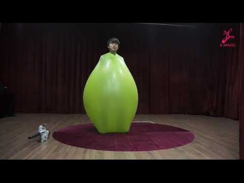 Saturn Magic - Entering Balloon YELLOW (160cm - 80inches) by JL Magic - Trick