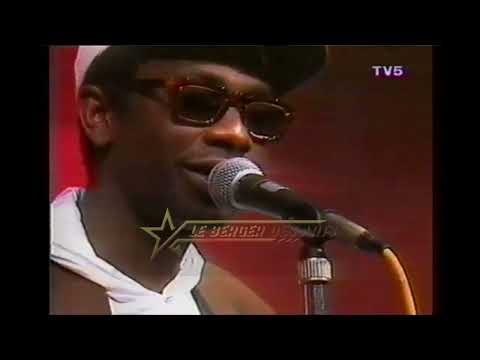 SUPER DIAMONO - SOUL (featuring: YOUSSOU N’DOUR, ISMAËL LÔ, DARO MBAYE, DEMBA DIA et THIO MBAYE)