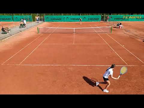 Laura Beresova - Anika Jaskova (QF)