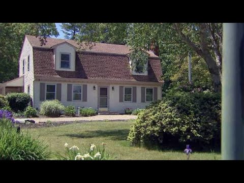 Couch Cash: Court to decide what happens after thousands of dollars found in Raynham home