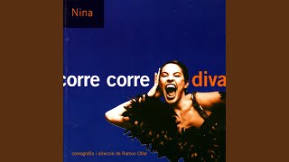 Kadr z teledysku La vie en rose tekst piosenki Nina