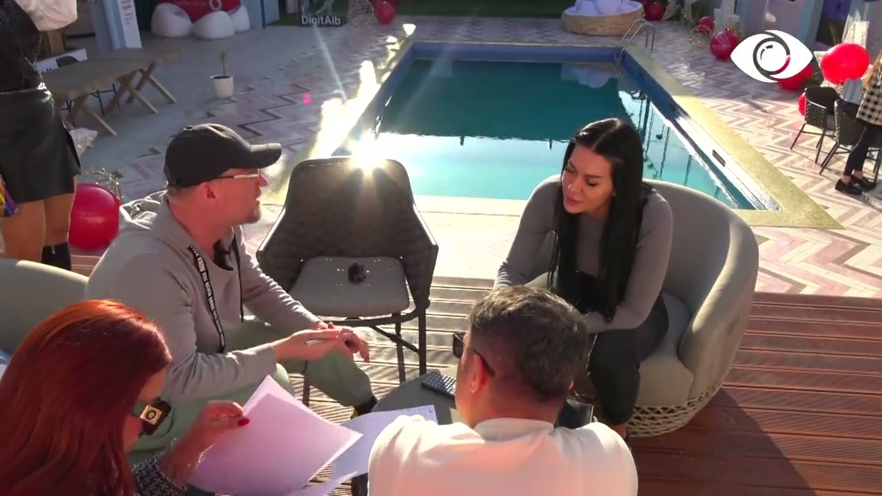 Nëse mban guzhinën është lideri shtëpisë, banorët të nervozuar nga sjellja e Gentit