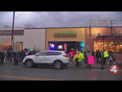 4 detained after ICE raid in Elmwood Village