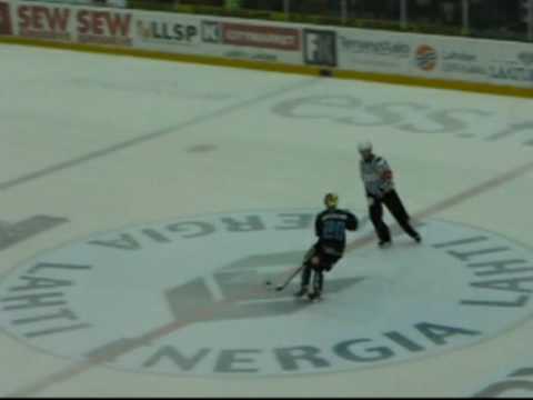 Pelicans-TPS rankkarit