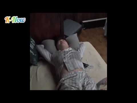 Try Not To Look At Exo Lay 🙈 | Good Morning Zhang Yixing