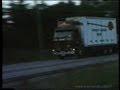 ASG trucks in Sweden in Juli 1991 In juli 1991 zijn we voor het eerst met het gezin naar Zweden gegaan. We hadden onze videocamera mee, al moesten we nog even zoeken naar de juiste settings.
We beginnen in Borås, bij de ASG terminal en de tweede locatie is Ulricehamn, waar we op de Prångens camping stonden. Naast deze camping loopt de 40 (Jönköping – Göteborg) en hier komt aardig wat vrachtverkeer voorbij.
Pas thuis ontdekten we dat we de camera verkeerd hadden ingesteld, maar dat konden we in de kleine zwart – wit zoeker niet zien toen we in Zweden waren.
De volgende locatie is de ASG terminal van Jönkoping, waar we zelfs een tractor zagen die een hanger verplaatste.
Tenslotte zijn we weer terug in Ulricehamn, waar we nog enkele ASG vrachtwagens filmen.
Helaas moesten we de volgende morgen terug naar Nederland, maar we zouden in November terugkeren.
In Juli 1991 we went for summer holiday to Sweden for the first time. We did have our videocamera with us, but had some difficulties using it…
We start in Borås and about 1:05 we move to Ulricehamn, where we were camping on the Prångens camping.
The 40 (Jönköping – Göteborg) runs right along the campsite and we stood there for hours waiting for ASG trucks to pass by.
We had some problems finding the right setting for the light (but we only noticed this back home, as the camera only had a small black and white eyepiece)…
The next location is Jönköping, where we visited the ASG terminal where we even see a small tracktor pulling a hanger.
The last location is back in Ulricehamn, where we filmed some of the trucks passing by.
Unfortunately we had to get back to The Netherlands, but we would be back in November.