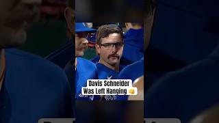 Dylan Cease left Davis Schneider hanging ???????? but Lenyn Sosa had his back ???? #BlueJays