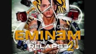 Eminem - Drop The Bomb On Em