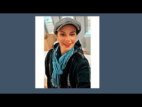 Derya Erke was born in Istanbul