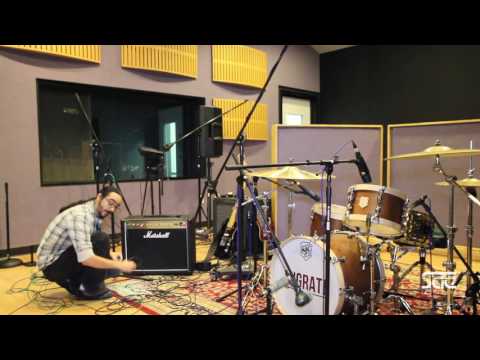 How To: Record an Electric Guitar Amp // SAE Institute