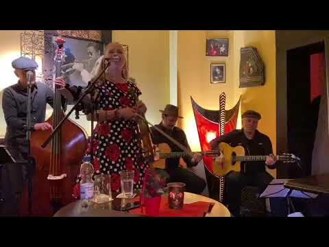 Mainouche - I Found A New Baby