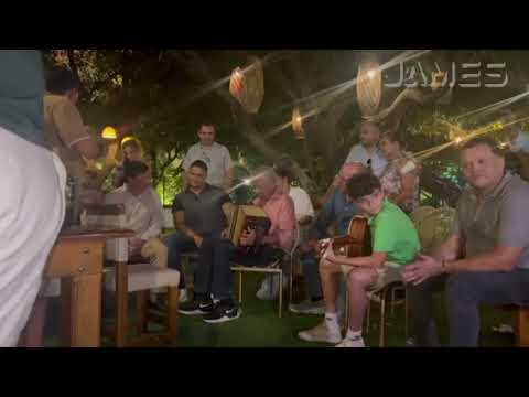 Mi Hermano Y  Yo  -  PARRANDA  UNICA - Emiliano Y poncho  Festejando la Unión de Fello & Coco