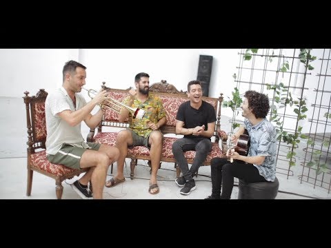 Muerdo - Niña de la ciudad ft. La Pegatina (Videoclip Oficial)